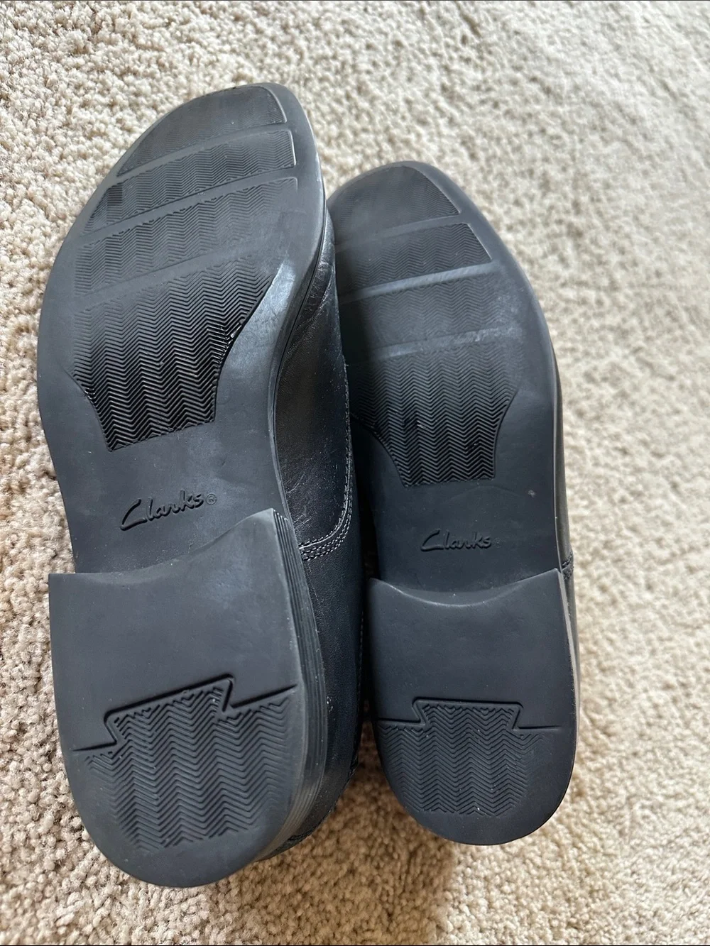 Clarks Black Leather Lace-Up Derby Shoes